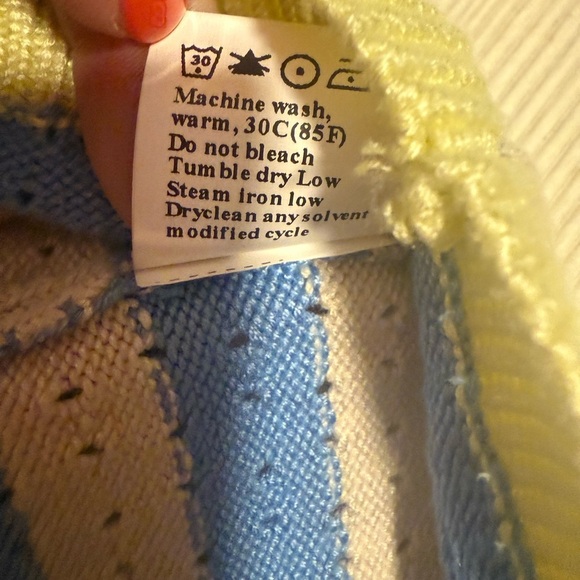 Striped Sleeveless Lightweight Sweater Vest - Blue and Yellow Small - Picture 5 of 8